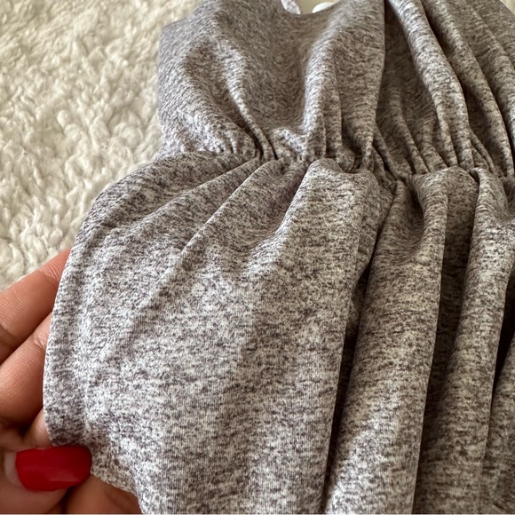 Kortni Jeane Dark Heather Grey Oversized Ruffle OSR - Picture 2 of 4